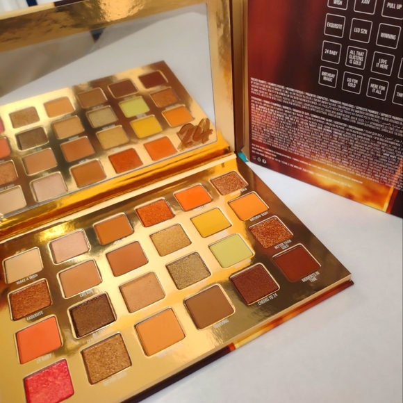 Kylie 24 palette Brand New with Kylie box too, BNWT!